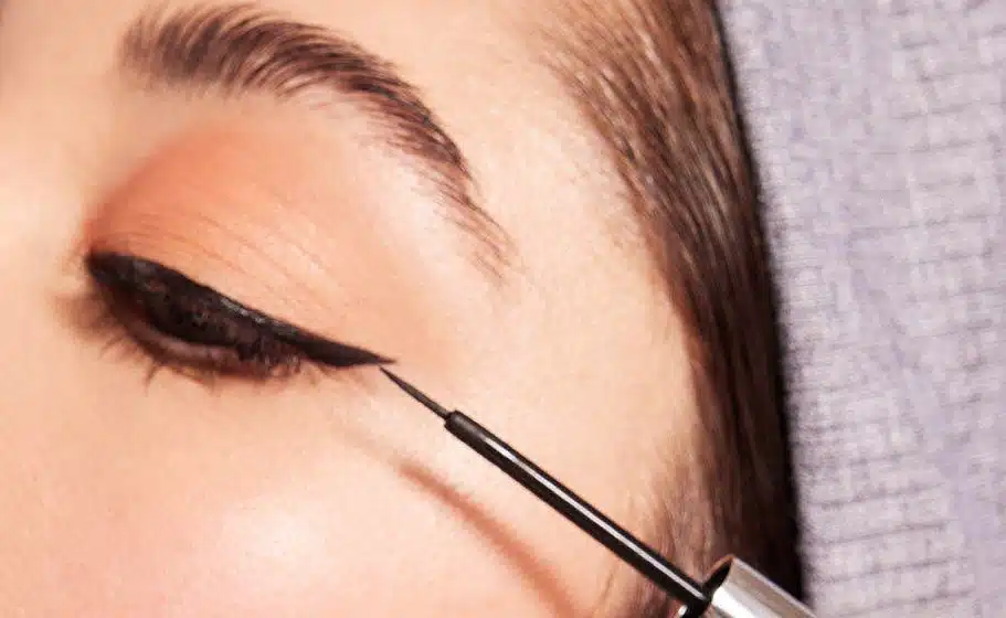 liquid eyeliner