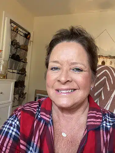 Concealer thumbnail 4