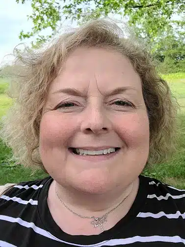 We Blush thumbnail 4